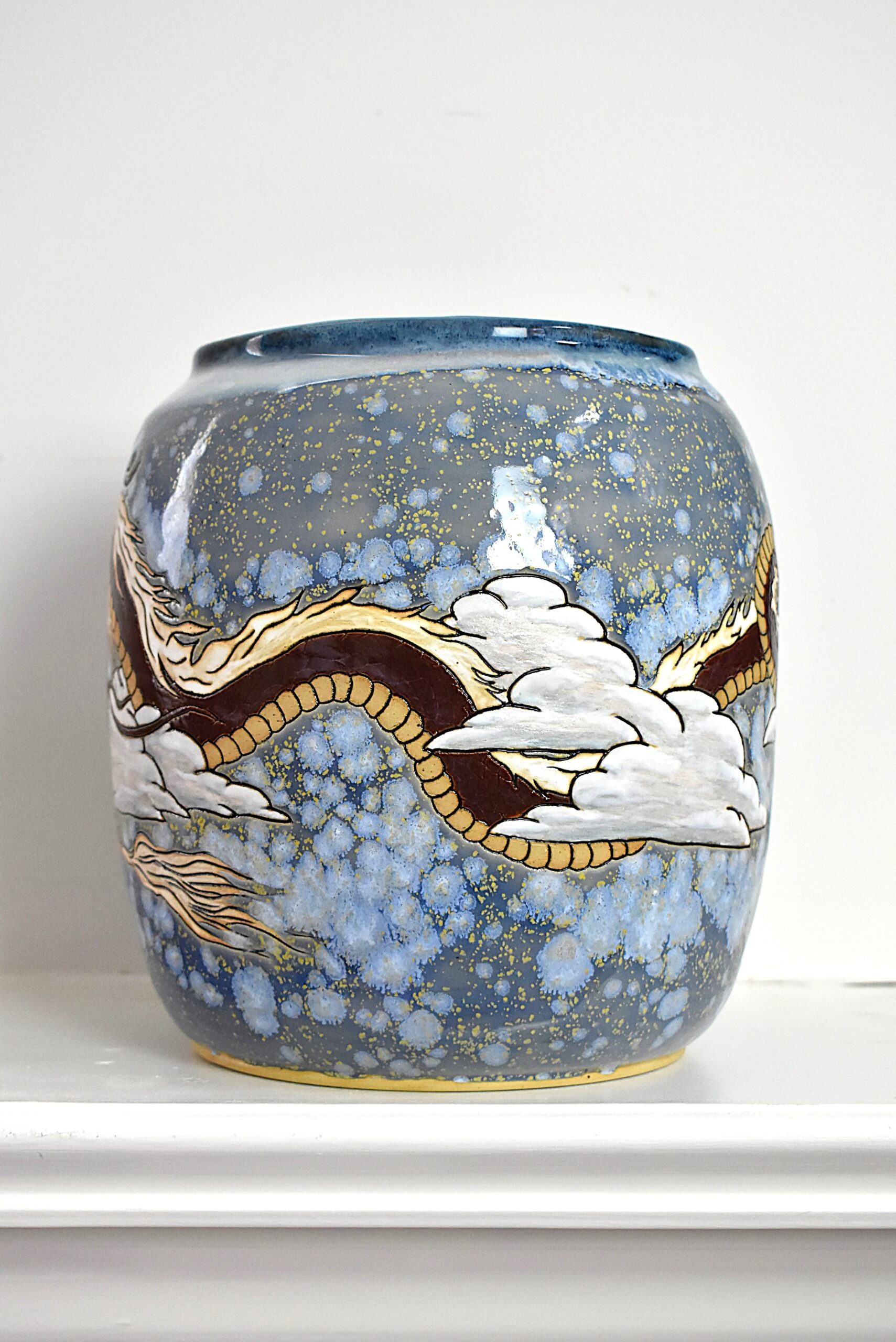 Dragon Vase - Image 2